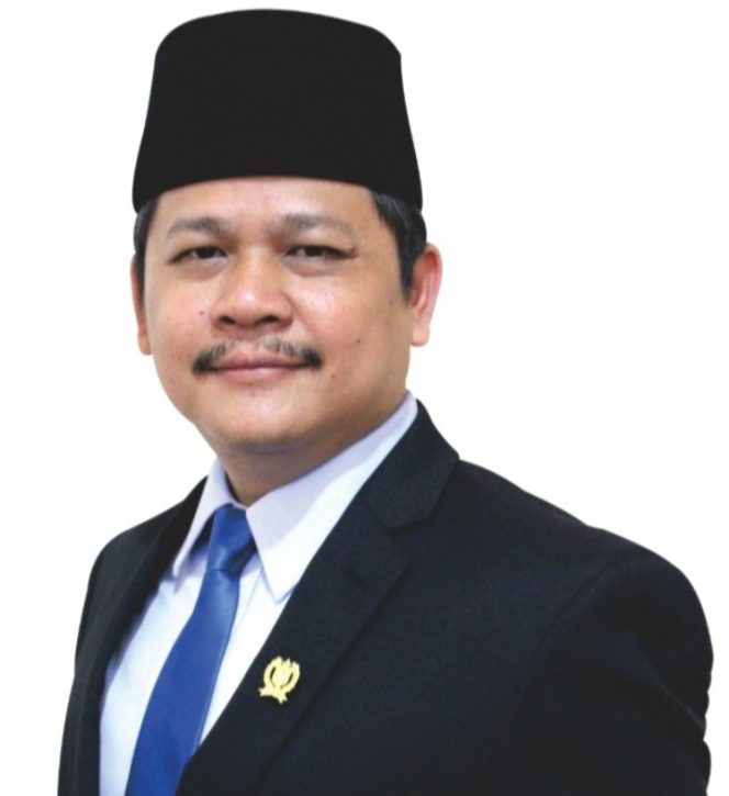 
					Dewan Siap Kawal Realisasi Pokir, Wakil Ketua DPRD Pandeglang Fuhaira: Ini Amanah Aspirasi Masyarakat