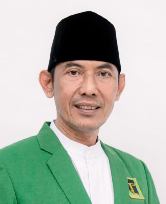 
					Ketua Fraksi PPP DPRD Pandeglang E. Supriadi Siap Terdepan Dukung Ulama dan Kiai Wujudkan Perda Larangan LGBT dan Miras